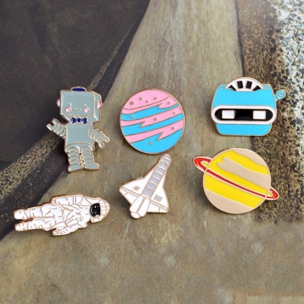 6 Pcs Space Pin Set - Picture 5 of 8
